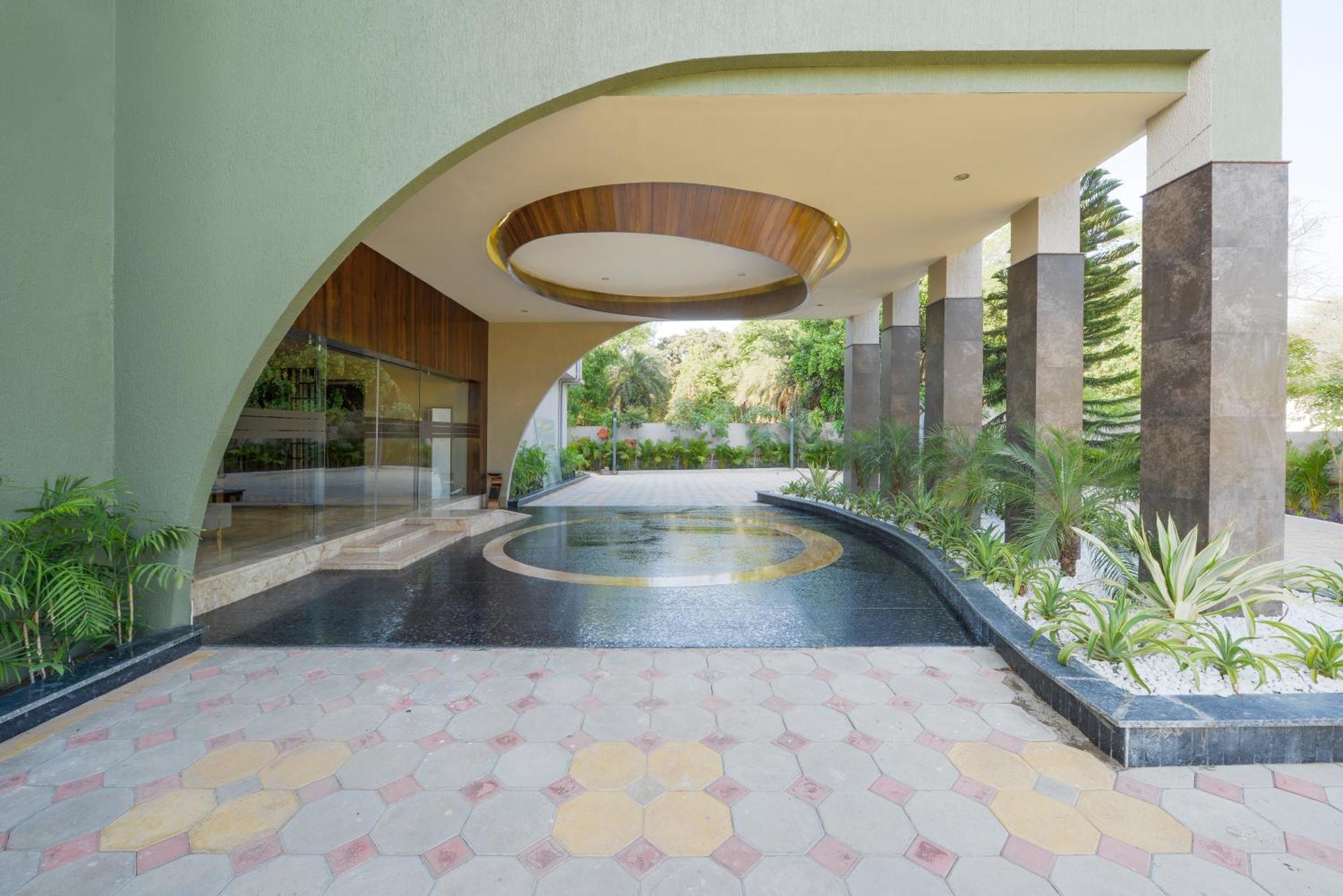 Urbane By Treat Daman Hotel Exterior photo
