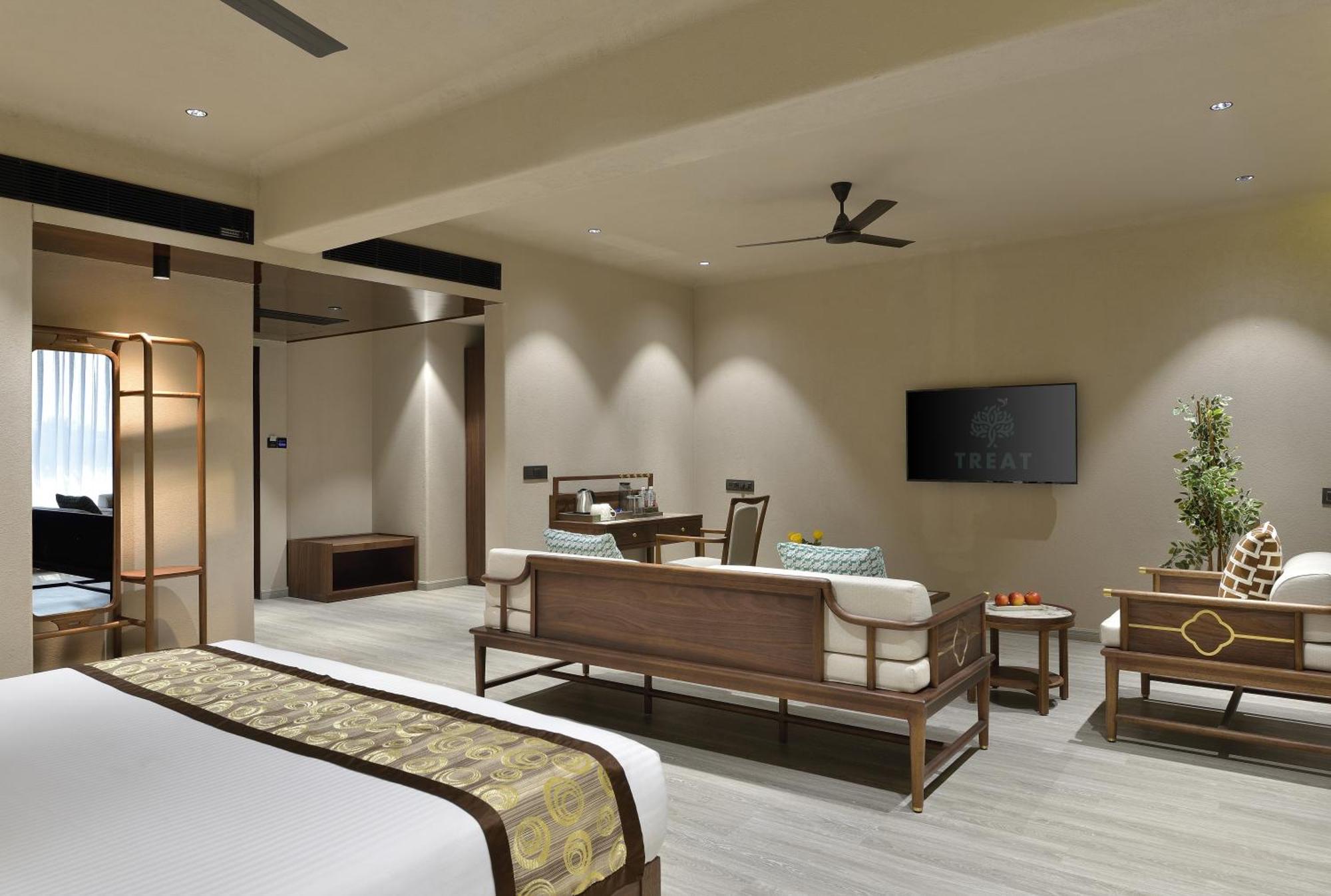 Urbane By Treat Daman Hotel Exterior photo